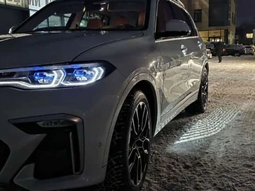 Авто BMW X7 2019 № 8437274
