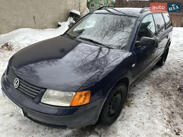 Авто Volkswagen Passat 1999 № 8437335