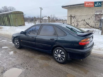 Авто Renault Laguna 2001 № 8437349