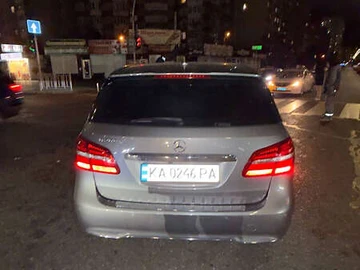 Авто Mercedes B-Class 2015 № 8437456