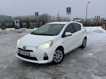 Авто Toyota Prius C 2013 № 8437532