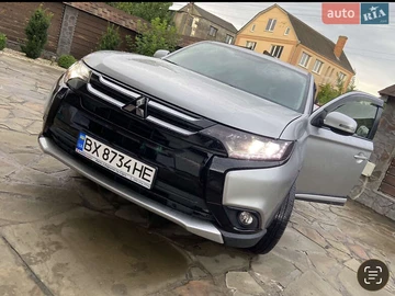 Авто Mitsubishi Outlander 2018 № 8437759