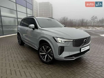 Авто Volvo Xc90 2025 № 8437850