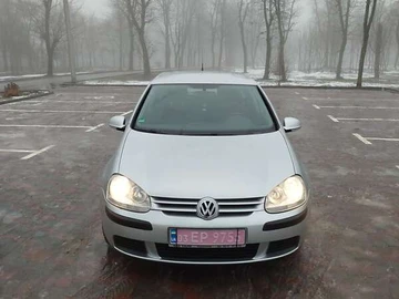 Авто Volkswagen Golf 2005 № 8438044