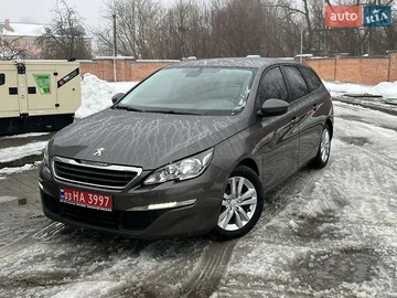 Авто Peugeot 308 2015 № 8438136