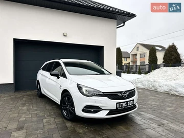 Авто Opel Astra 2020 № 8438359