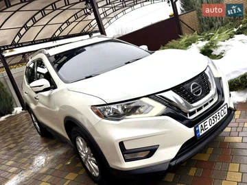 Авто Nissan Rogue 2017 № 8438363