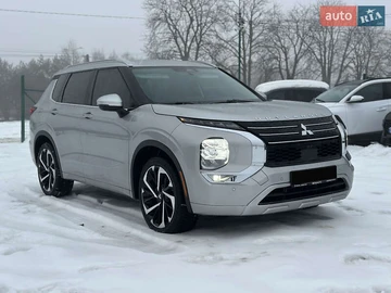 Авто Mitsubishi Outlander 2022 № 8438513