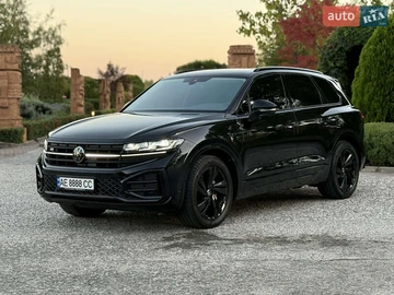 Авто Volkswagen Touareg 2023 № 8438596
