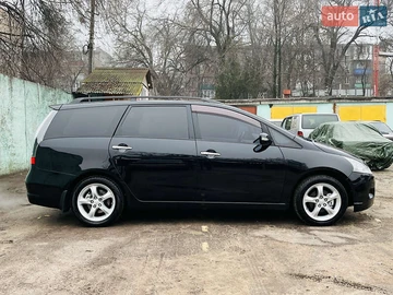 Авто Mitsubishi Grandis 2007 № 8438829
