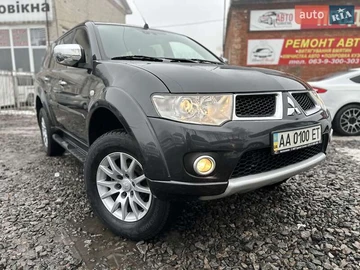 Авто Mitsubishi Pajero Sport 2010 № 8439050