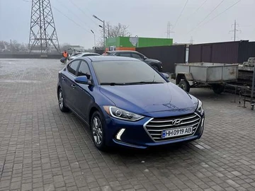 Авто Hyundai Elantra 2017 № 8439070