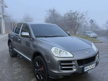 Авто Porsche Cayenne 2009 № 8439077