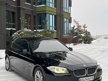 Авто BMW 5 Series 2013 № 8439105