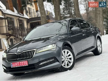 Авто Skoda Superb 2021 № 8439225