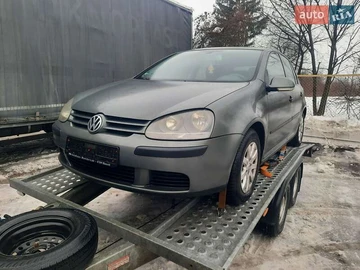 Авто Volkswagen Golf 2004 № 8439352