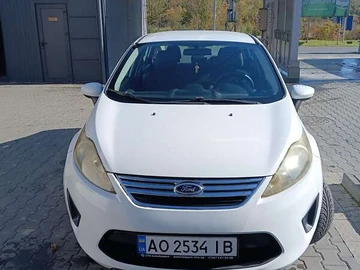 Авто Ford Fiesta 2012 № 8439498