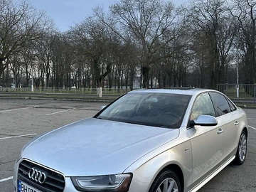 Авто Audi A4 2013 № 8439645