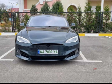 Авто Tesla Model S 2013 № 8439667