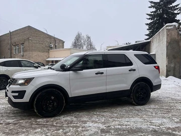 Авто Ford Explorer 2017 № 8439704