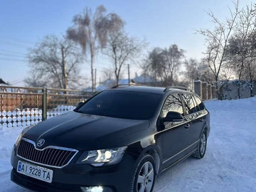 Авто Skoda Superb 2014 № 8439751