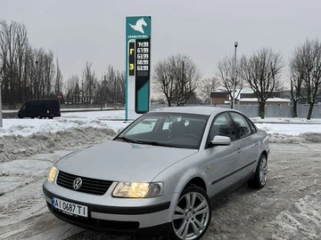 Авто Volkswagen Passat 1999 № 8439953