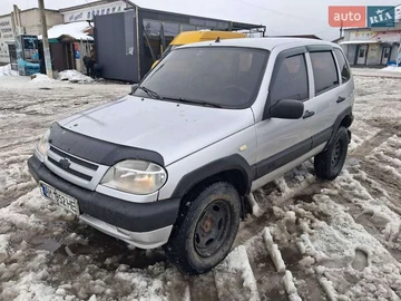 Авто Chevrolet Niva 2005 № 8440039