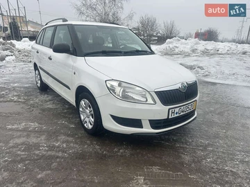 Авто Skoda Fabia 2012 № 8440059