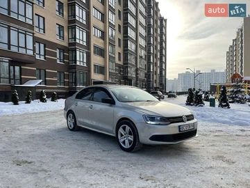 Авто Volkswagen Jetta 2011 № 8440060