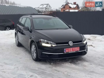 Авто Volkswagen Golf 2019 № 8440100