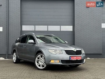 Авто Skoda Superb 2011 № 8440102