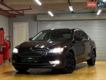 Авто Skoda Superb 2019 № 8440107