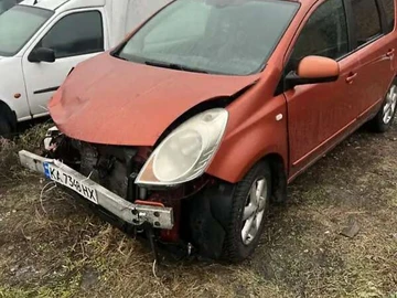Авто Nissan Note 2006 № 8440164