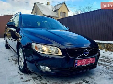 Авто Volvo V70 2015 № 8440377