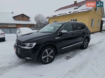 Авто Volkswagen Tiguan 2018 № 8440407