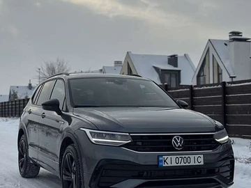 Авто Volkswagen Tiguan 2024 № 8440416