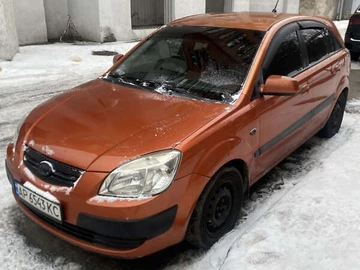 Авто KIA Rio 2006 № 8440449