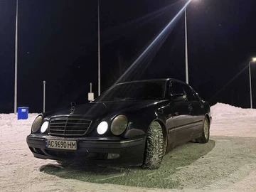 Авто Mercedes E-Class 2002 № 8440453