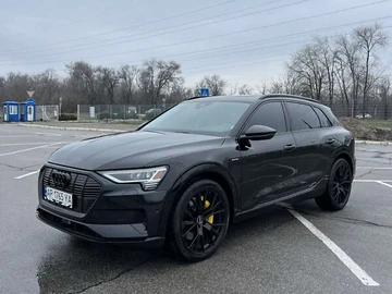 Авто Audi E-Tron 2019 № 8440760