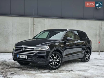 Авто Volkswagen Touareg 2019 № 8440770