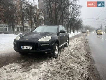 Авто Porsche Cayenne 2007 № 8440909