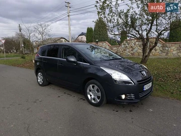 Авто Peugeot 5008 2013 № 8440926
