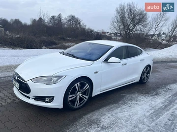 Авто Tesla Model S 2015 № 8441057