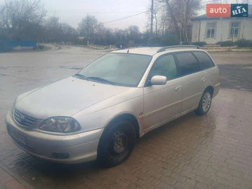 Авто Toyota Avensis 2001 № 8441263