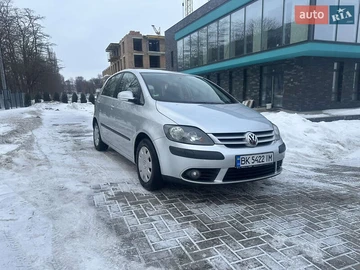 Авто Volkswagen Golf Plus 2007 № 8441370