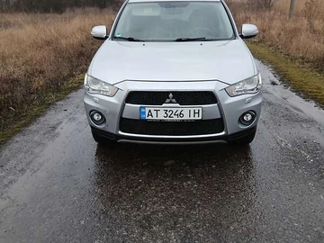 Авто Mitsubishi Outlander 2010 № 8441482