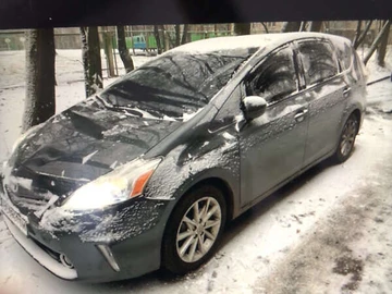 Авто Toyota Prius V 2012 № 8441504