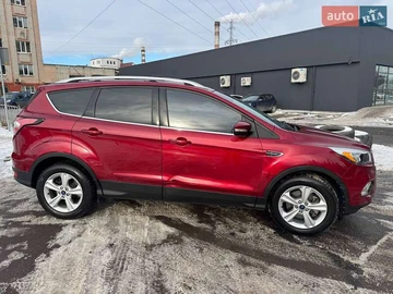 Авто Ford Escape 2017 № 8441567
