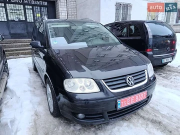 Авто Volkswagen Touran 2004 № 8441953