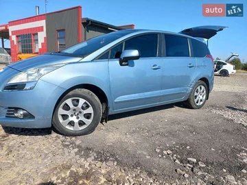 Авто Peugeot 5008 2009 № 8441968